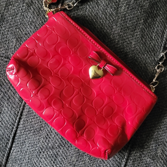 Coach Red Patent Leather Heart Charm Wristlet - Picture 2 of 14